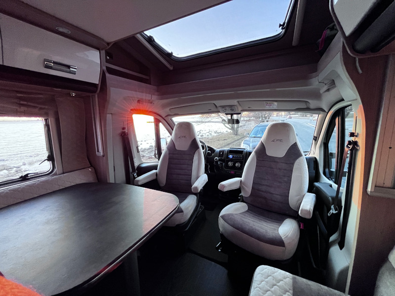Laika Cosmo 509 interior